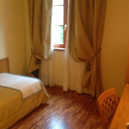 Hotel Camoretti Almenno San Bartolomeo Buitenkant foto