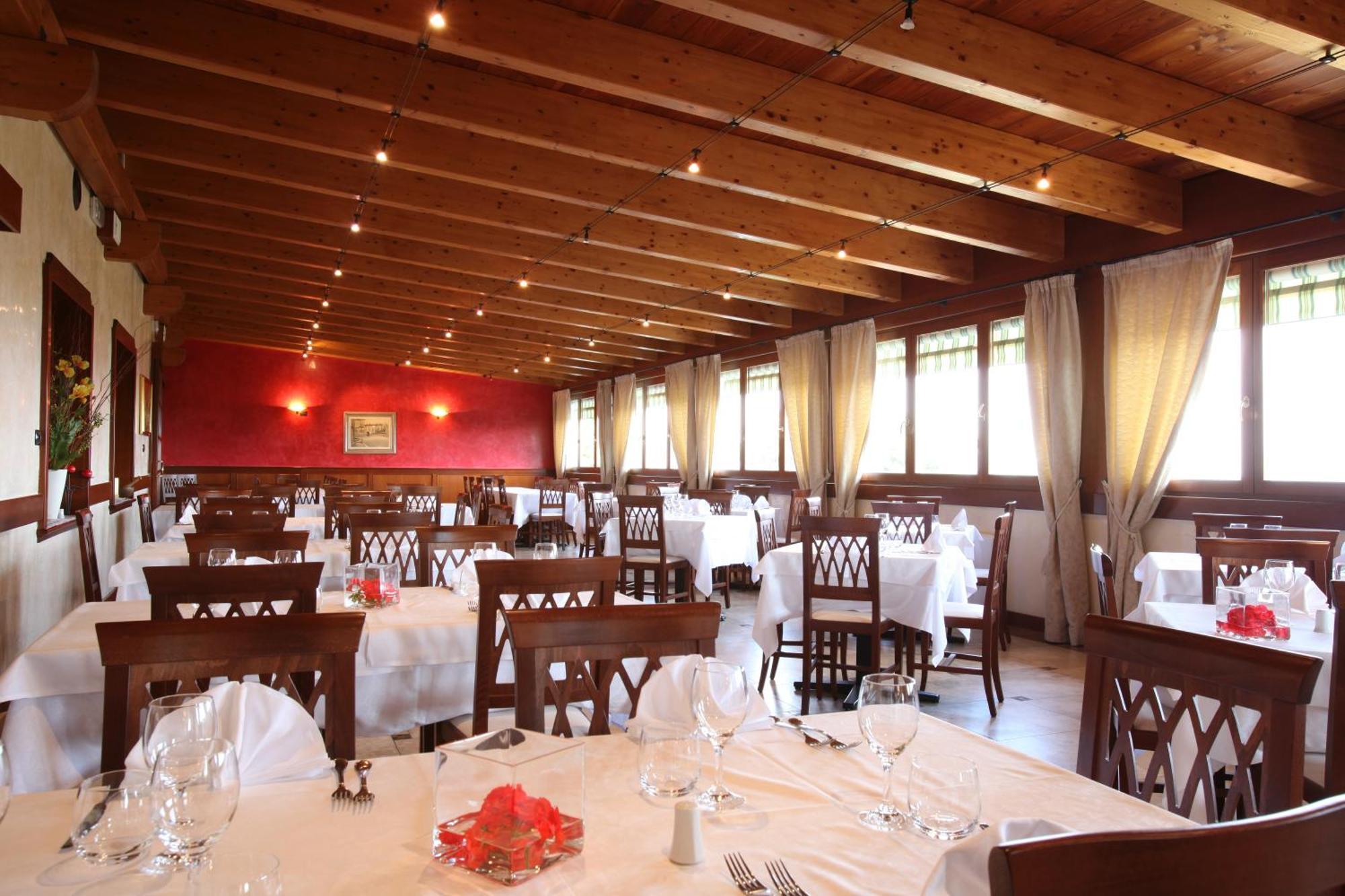 Hotel Camoretti Almenno San Bartolomeo Buitenkant foto