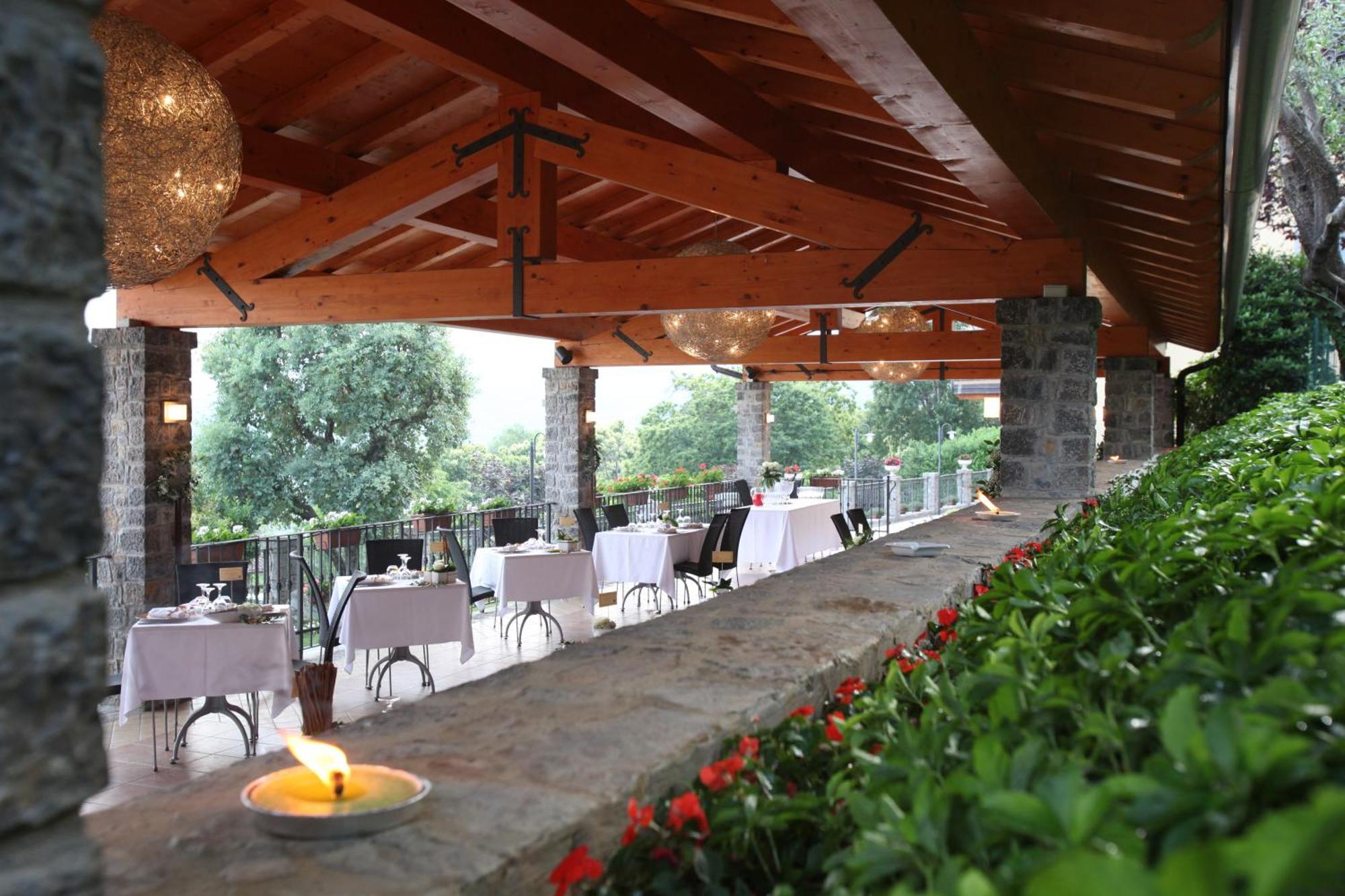 Hotel Camoretti Almenno San Bartolomeo Buitenkant foto