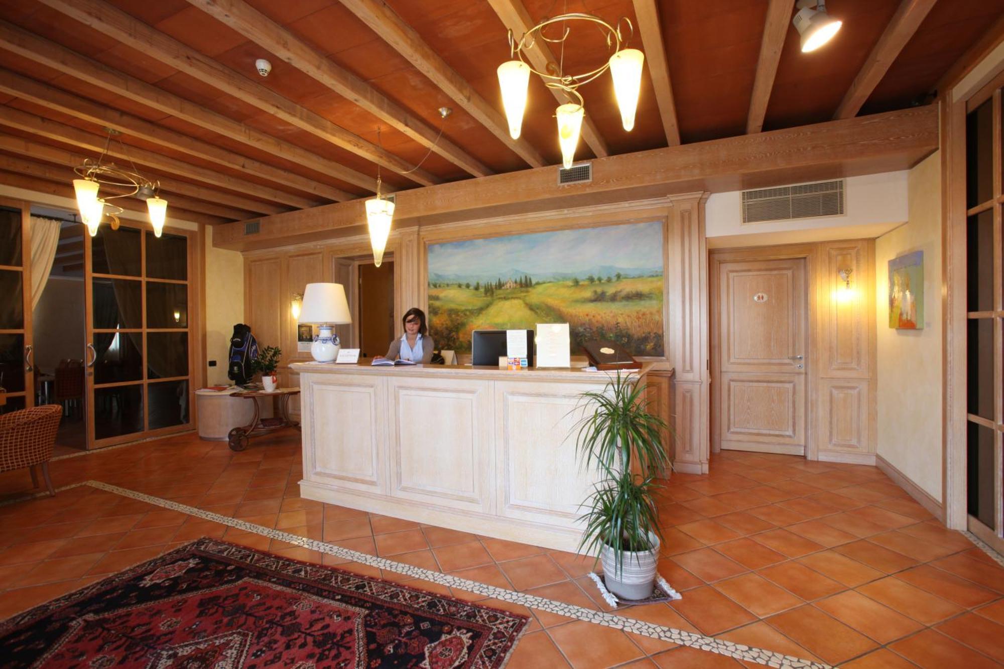 Hotel Camoretti Almenno San Bartolomeo Buitenkant foto