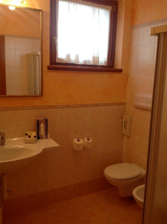 Hotel Camoretti Almenno San Bartolomeo Kamer foto