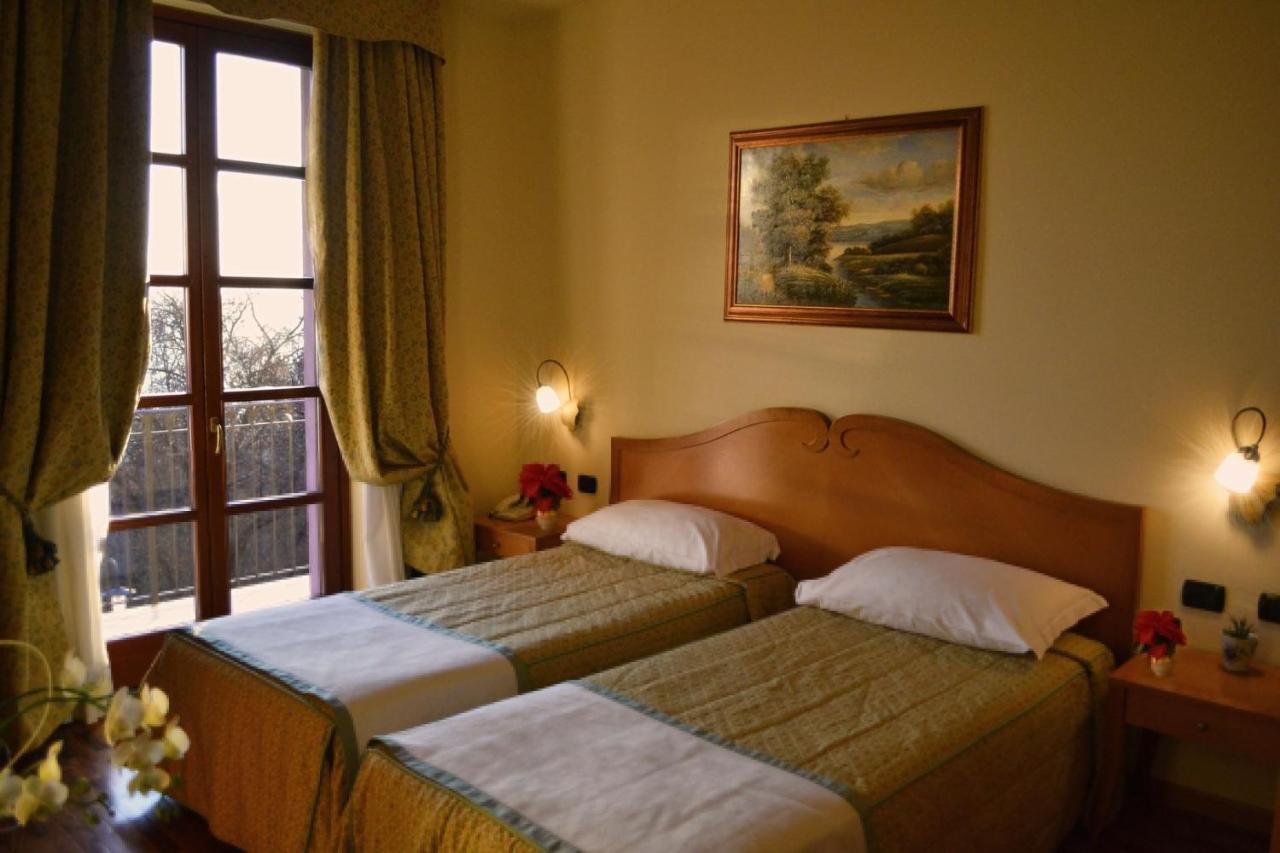 Hotel Camoretti Almenno San Bartolomeo Buitenkant foto
